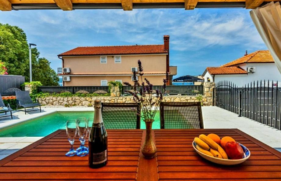 Vintage Residence Dramalj, Pool Self-Use מראה חיצוני תמונה